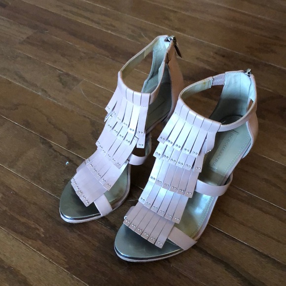 BCBG MaxAzria Pink Heels - Picture 4 of 7